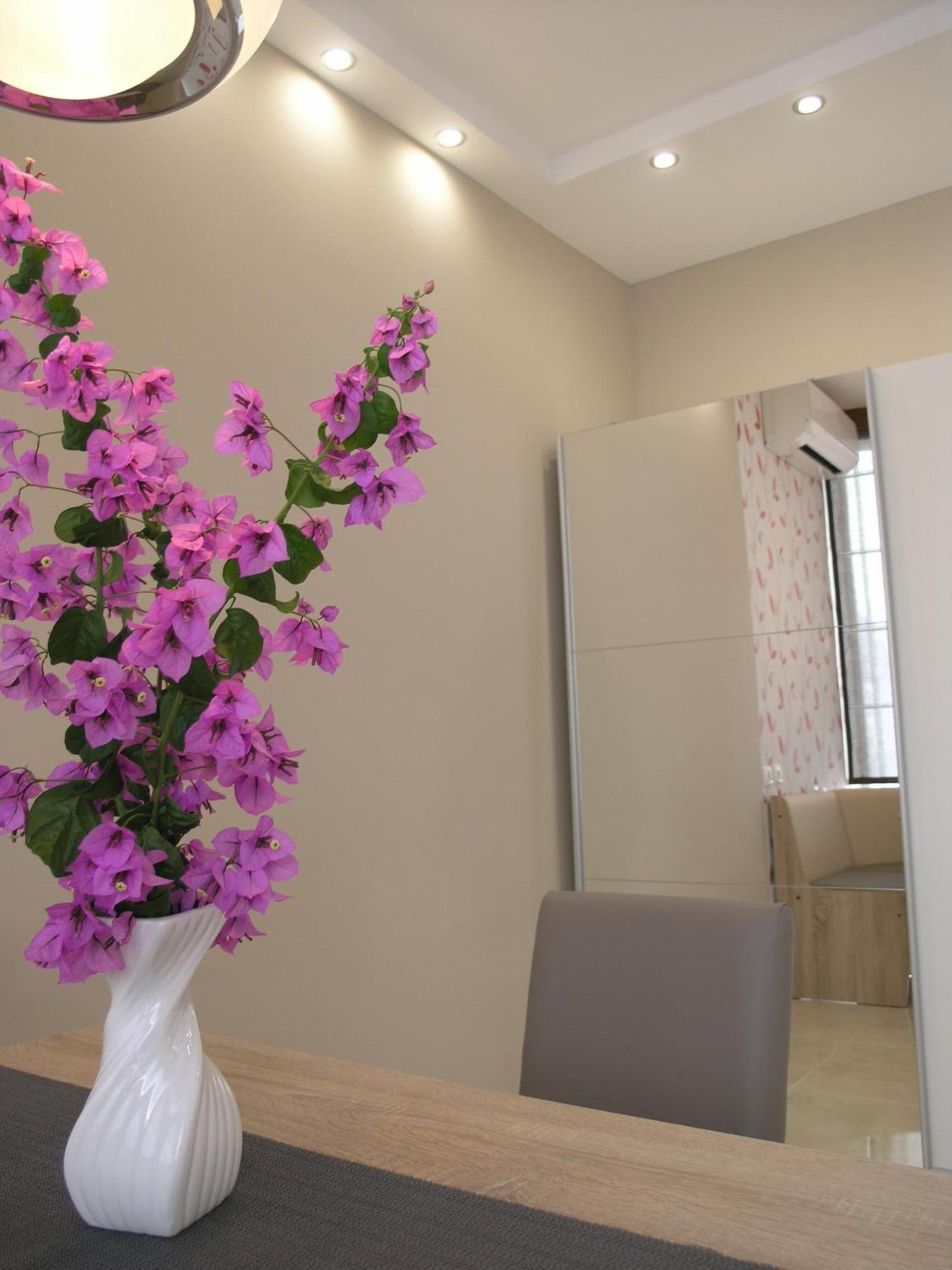 Apartments Dobrila Podgora Exterior photo